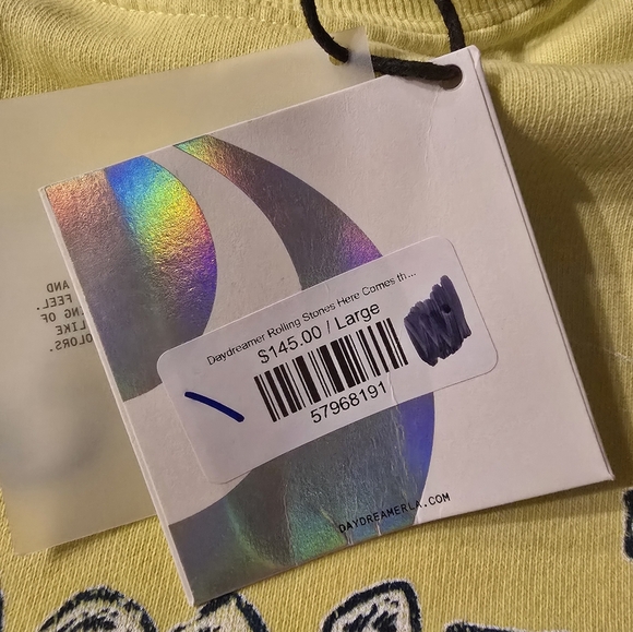 Daydreamer New Here Comes the Rolling Stones Crew Yellow Sweatshirt SZ Large - Picture 12 of 12